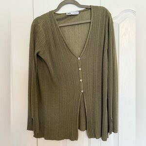 ZARA Cardigan 💚